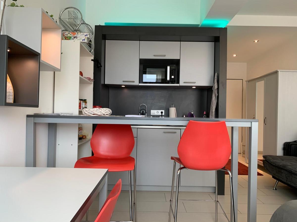 Апартаменти Exklusive WohlfüHloase By Rabe - Parkplatz & Free Netflix & Coffee-Bar Карлсруе Екстер'єр фото